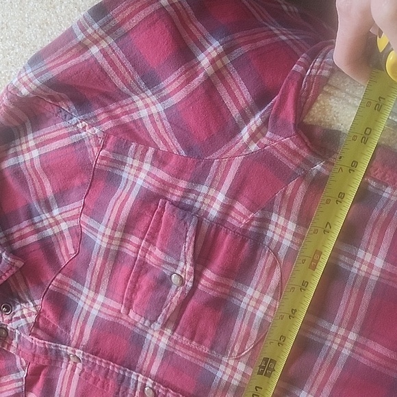 Jacks Girlfriend Red/Blue Plaid Pearl Snap Light Flannel Top Size L - Picture 14 of 16